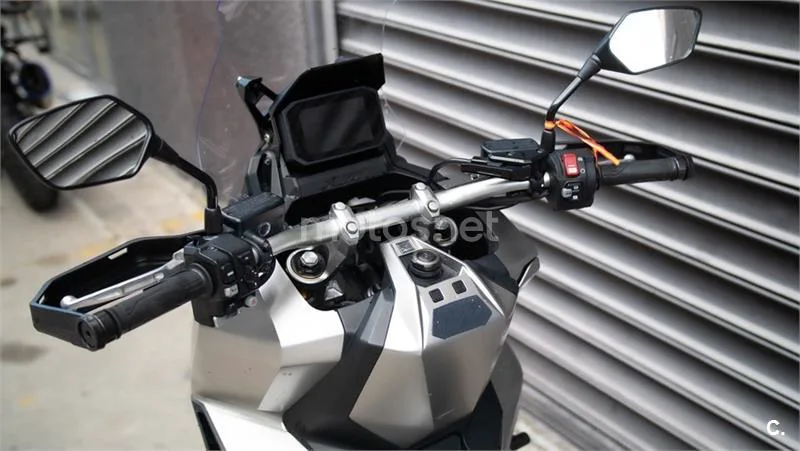 Honda X-ADV – Vista 22