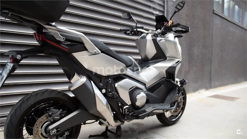 Honda X-ADV – Vista 6