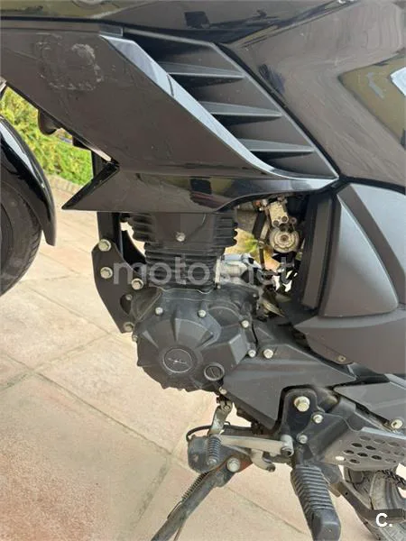 Yamaha YS125 – Vista 3