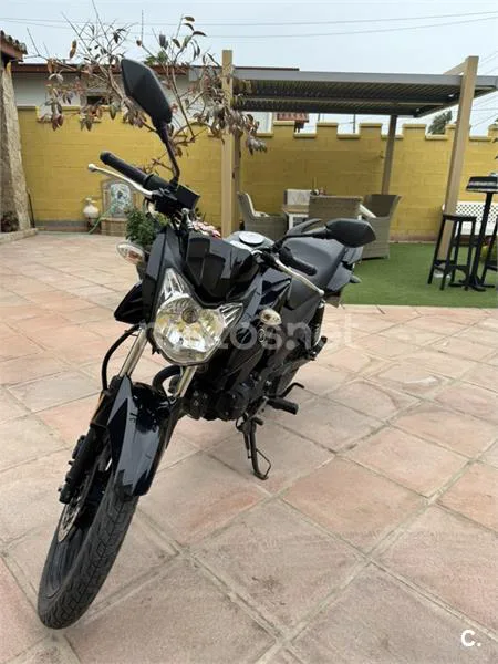 Yamaha YS125 – Vista 6