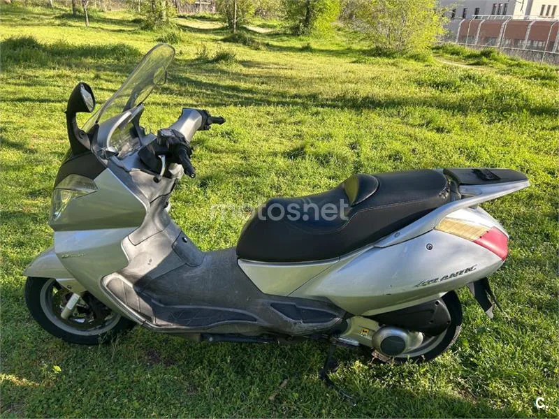 Aprilia Atlantic 125 – Vista 11