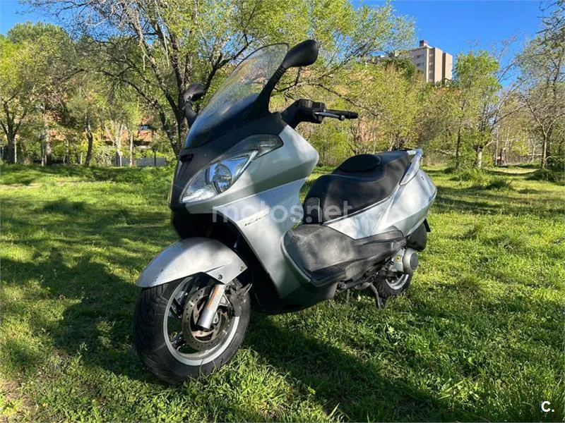 Aprilia Atlantic 125 – Vista 3