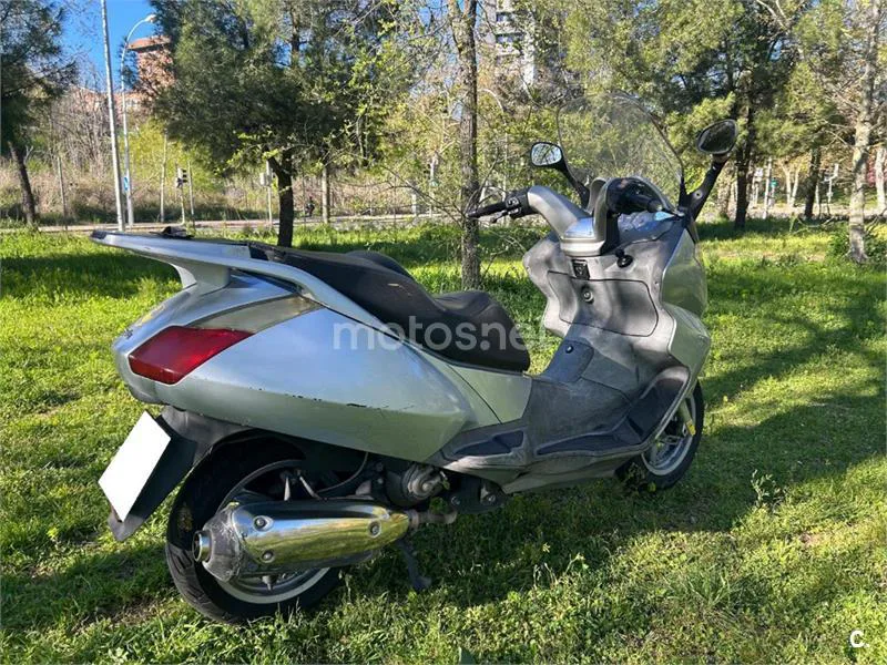 Aprilia Atlantic 125 – Vista 9