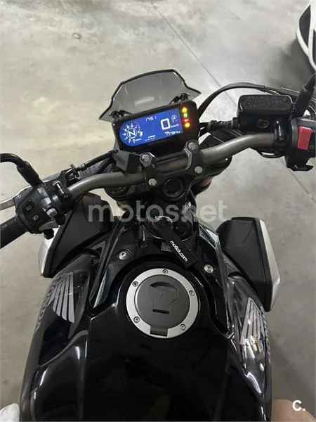 Honda CB 650 R – Vista 3