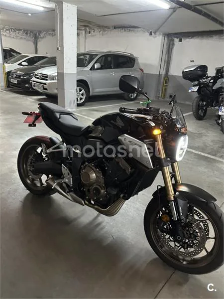 Honda CB650R - Vista 10