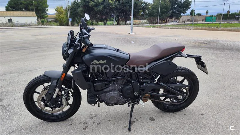 Indian FTR 1200 – Vista 2