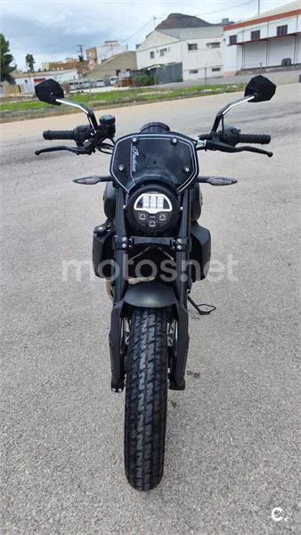 Indian FTR 1200 – Vista 4