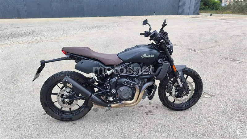 Indian FTR 1200 – Vista 6