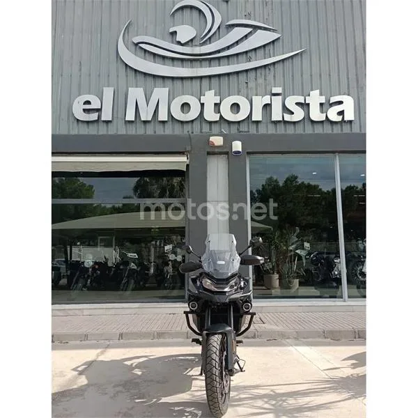 CFMOTO 800MT – Vista 4