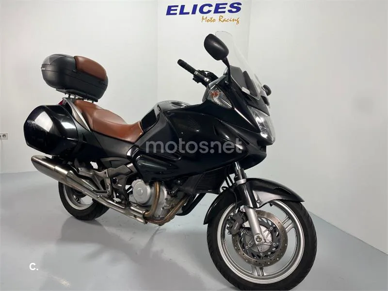 Honda NT 700 Deauville – Vista 3