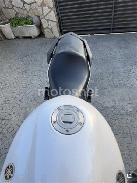 Yamaha XJ6 Diversion N – Vista 5