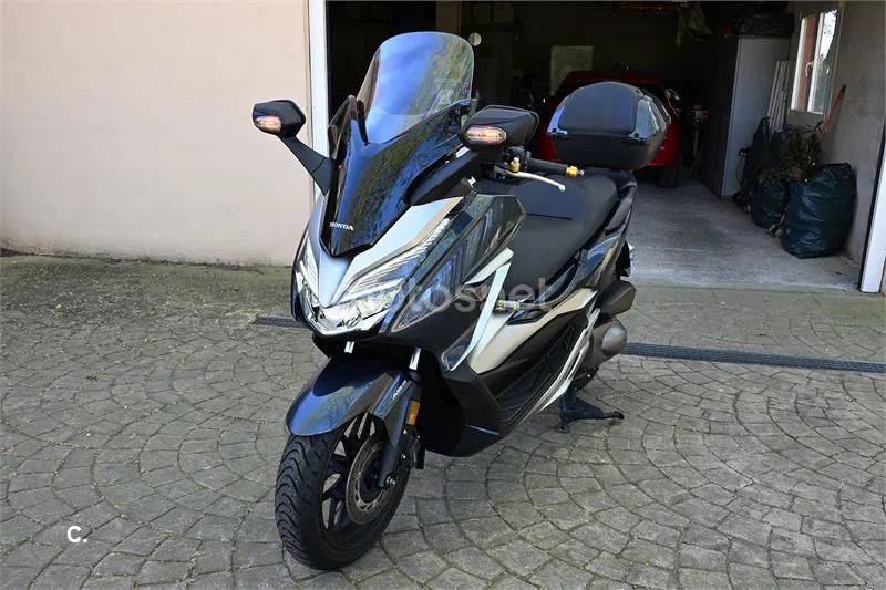 Honda Forza – Vista 2