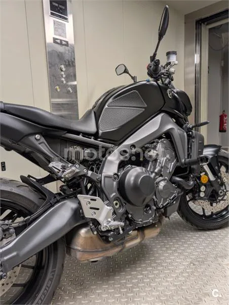 Yamaha MT-09 – Vista 3