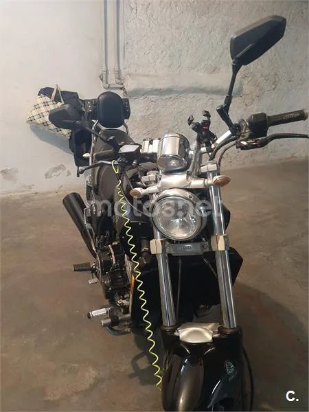 Yamaha V-Max 1200 – Vista 5