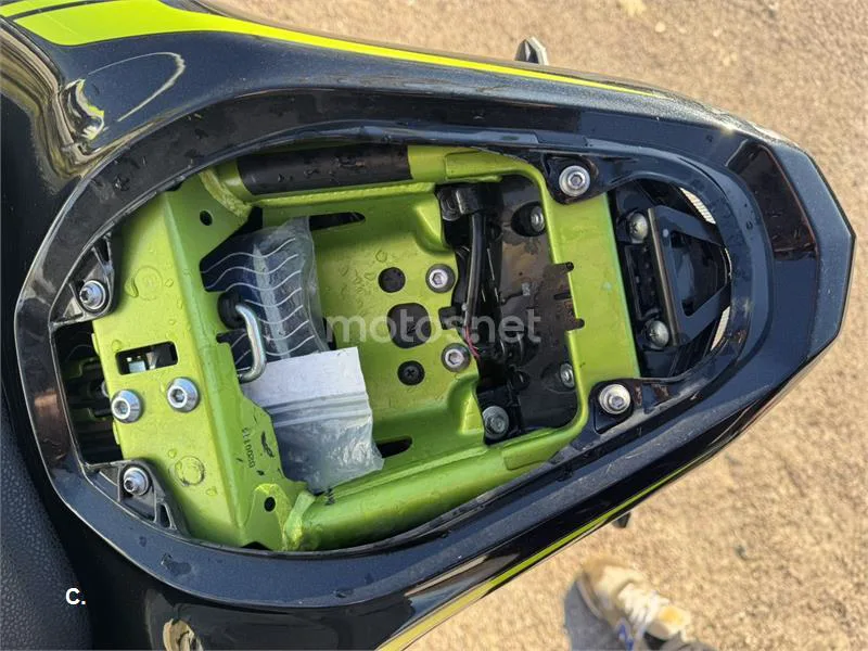 Kawasaki Z 900 – Vista 18