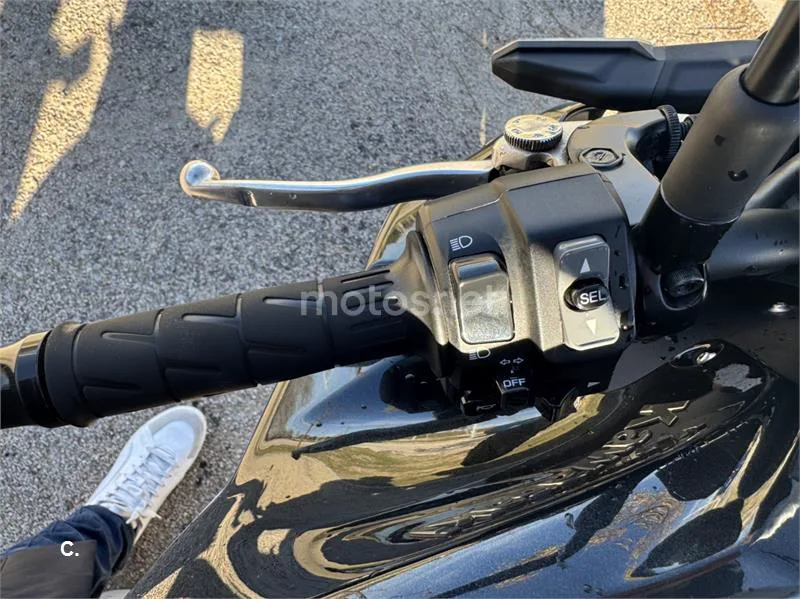 Kawasaki Z 900 – Vista 7