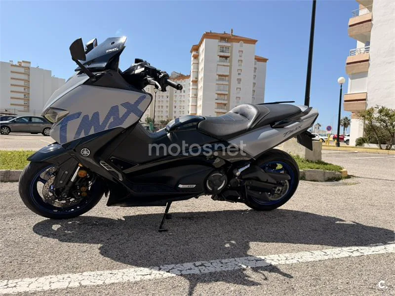 Yamaha TMAX 530 – Vista 3