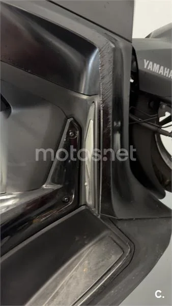 Yamaha XMAX 125 – Vista 15