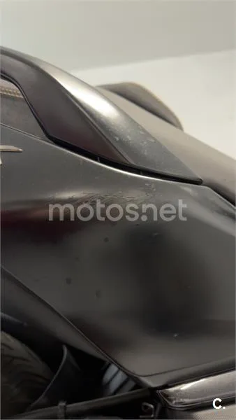 Yamaha XMAX 125 – Vista 16