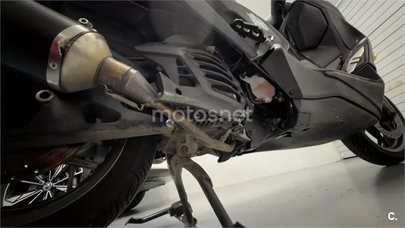 Yamaha XMAX 125 – Vista 17