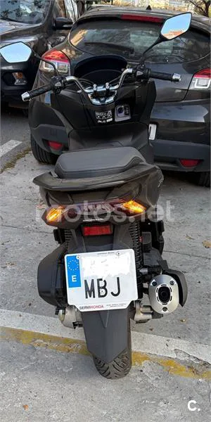 Honda PCX 125 – Vista 5