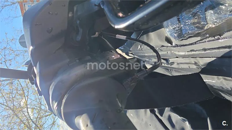 Piaggio MP3 Exclusive 530 – Vista 2