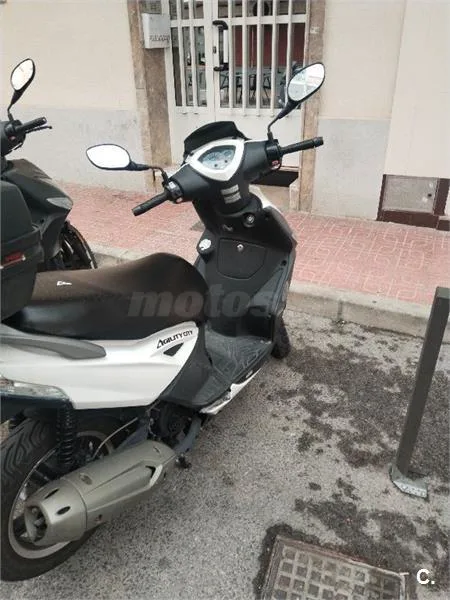 Kymco Agility CITY 125 – Vista 3