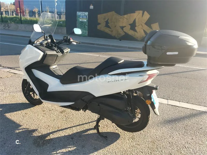 Honda NSS 300 Forza – Vista 4