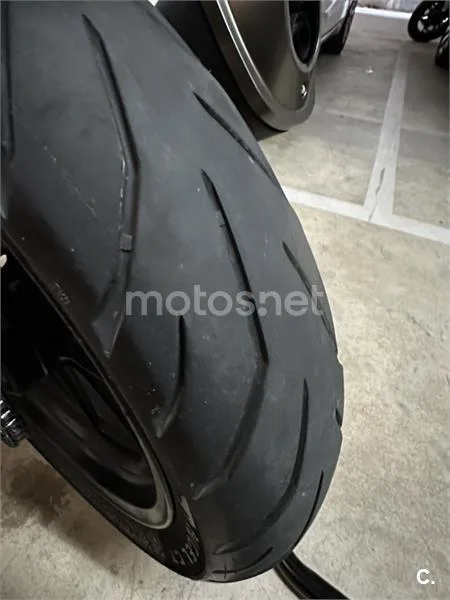 Suzuki GSX-S125 - Vista 3