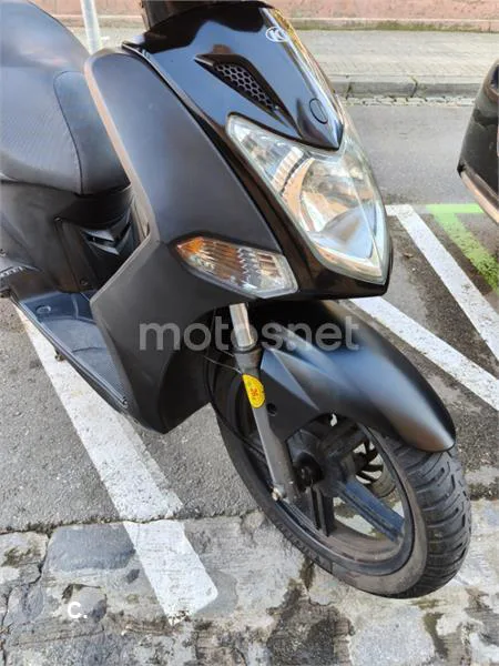 Kymco Agility City 125 – Vista 3