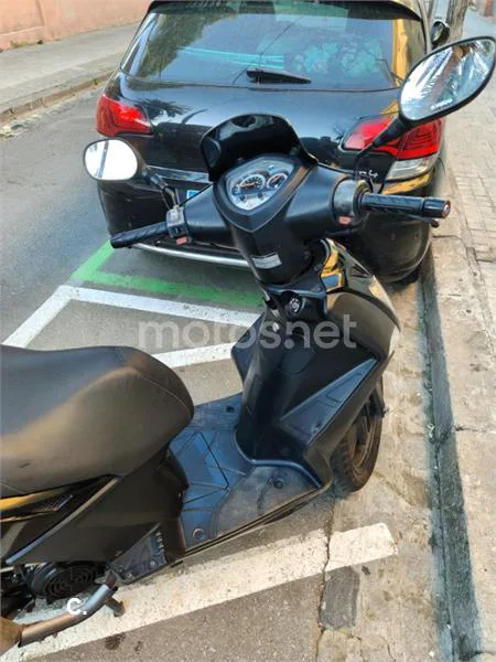 Kymco Agility City 125 – Vista 9
