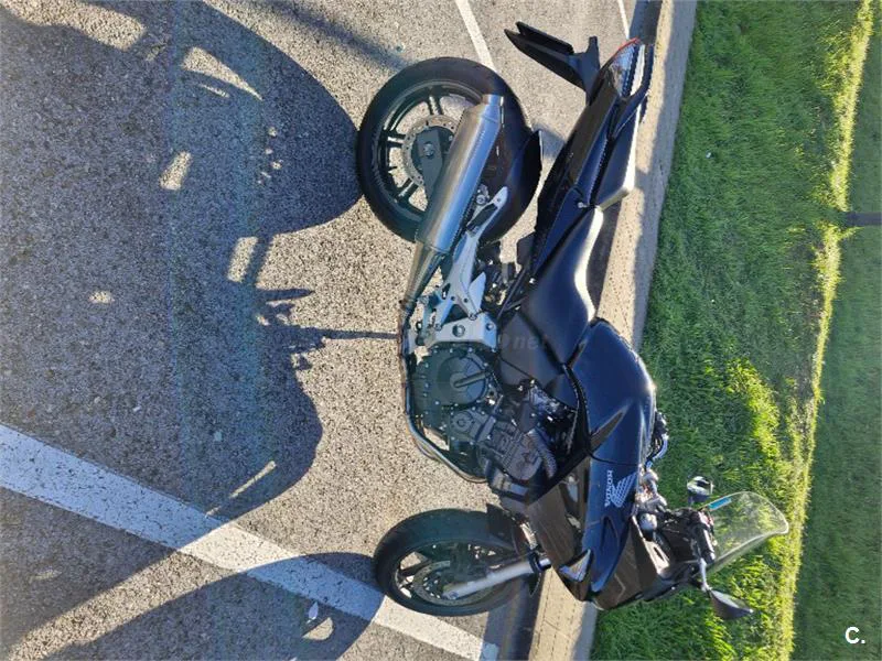 Honda CBF 600S – Vista 2