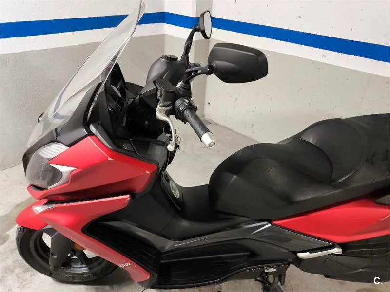 Kymco Super Dink 350i – Vista 3