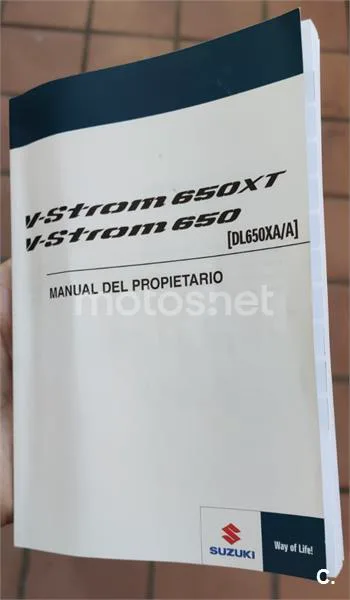 Suzuki V-Strom 650 ABS – Vista 23