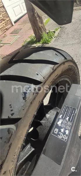 Suzuki V-Strom 650 ABS – Vista 5