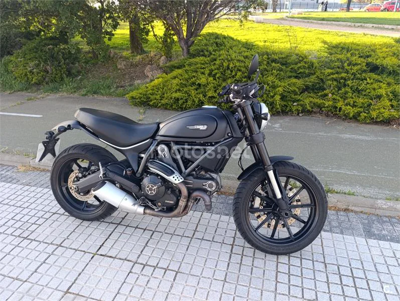 Ducati Scrambler – Vista 3