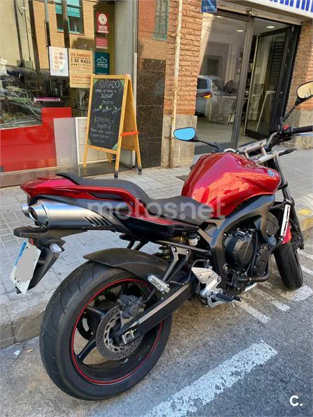 Yamaha FZ6 N S2 – Vista 3