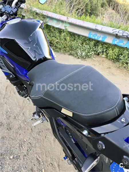 Yamaha MT-10 – Vista 7