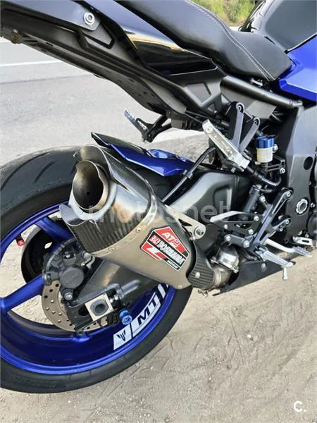 Yamaha MT-10 – Vista 8