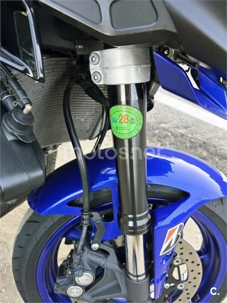 Yamaha MT-10 – Vista 9