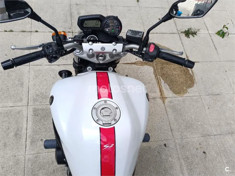 Yamaha FZ6 S2 - Vista 4