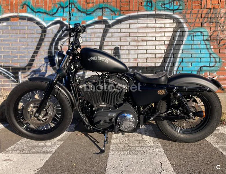Harley-Davidson Sportster Iron 883 – Vista 3