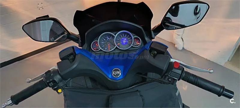 SYM Joymax 125 – Vista 3