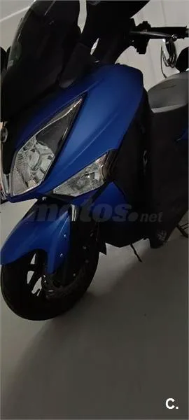SYM Joymax 125 – Vista 6
