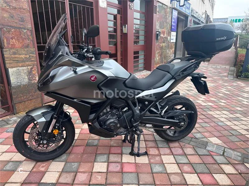 Honda NT1100 – Vista 7
