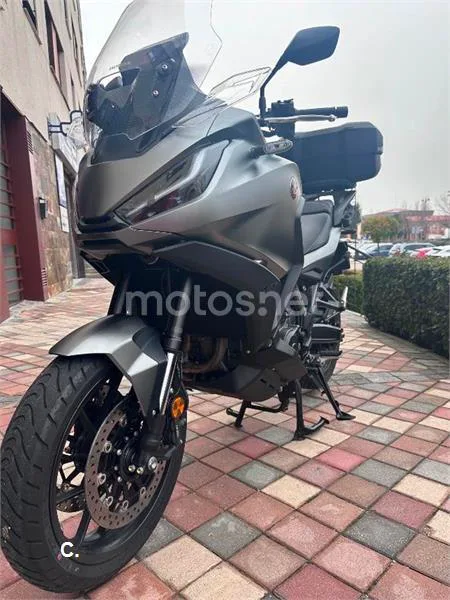 Honda NT1100 – Vista 8