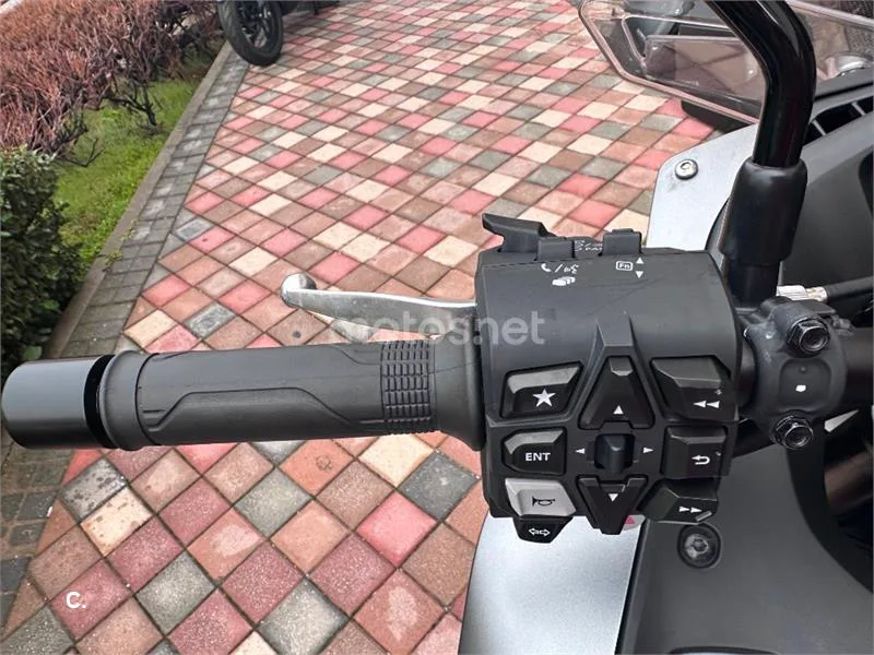 Honda NT1100 – Vista 9