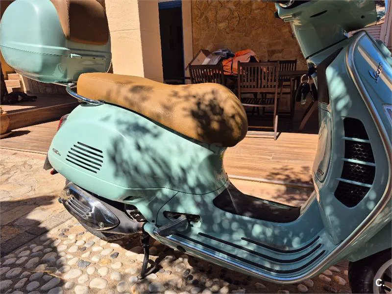 Vespa GTS 300 - Vista 8