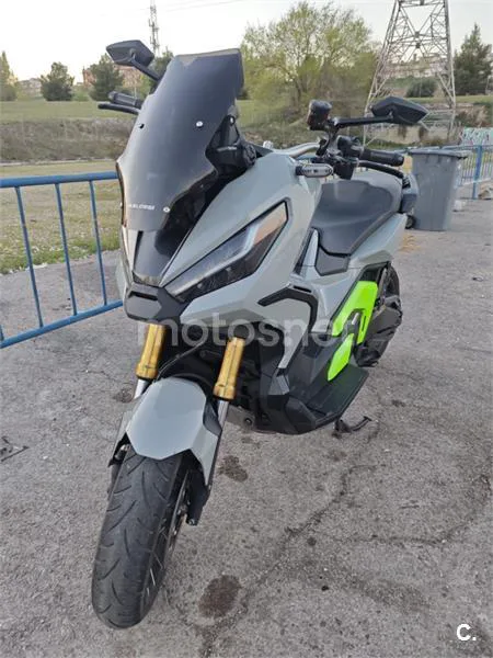 Honda X-ADV – Vista 4