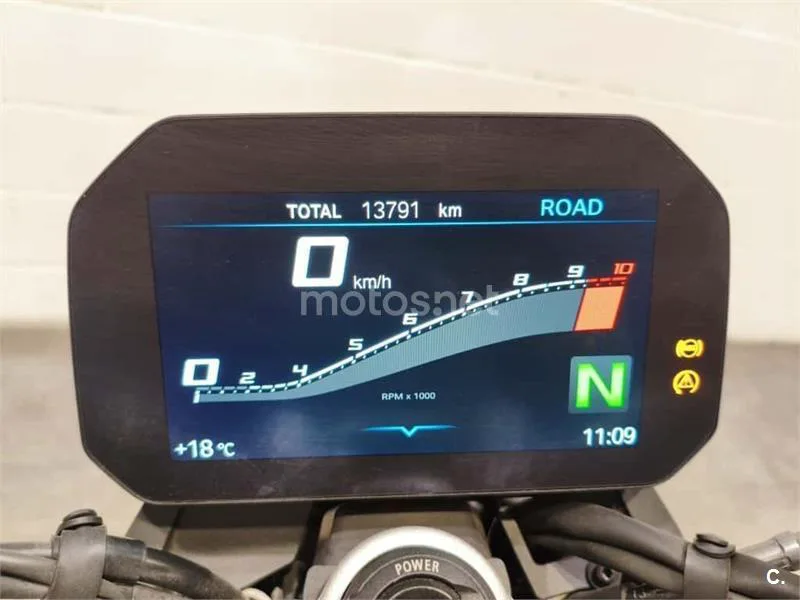BMW F 900 R – Vista 6